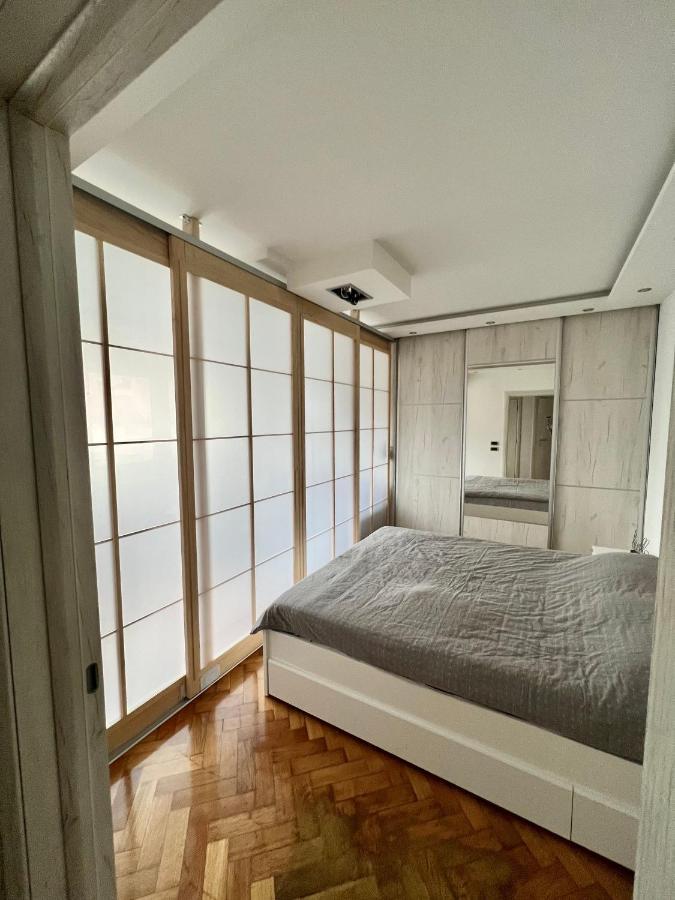 Comfortable Apartment In City Hub Belgrad Exteriör bild